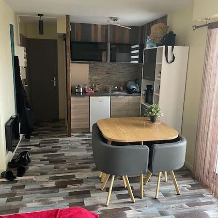 Studio En Residence La Baie De L Adon Сен-Жиль-Круа-де-Ві Екстер'єр фото