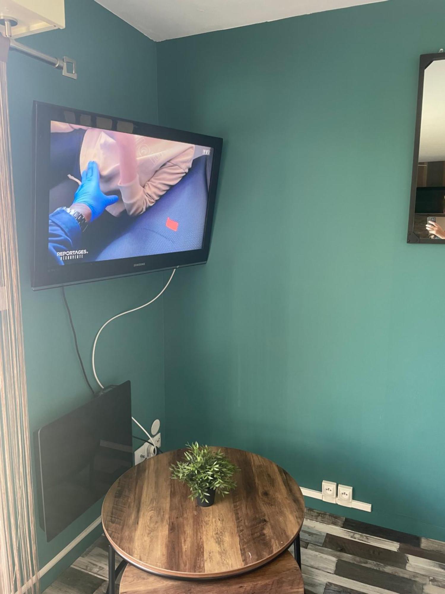 Studio En Residence La Baie De L Adon Сен-Жиль-Круа-де-Ві Екстер'єр фото